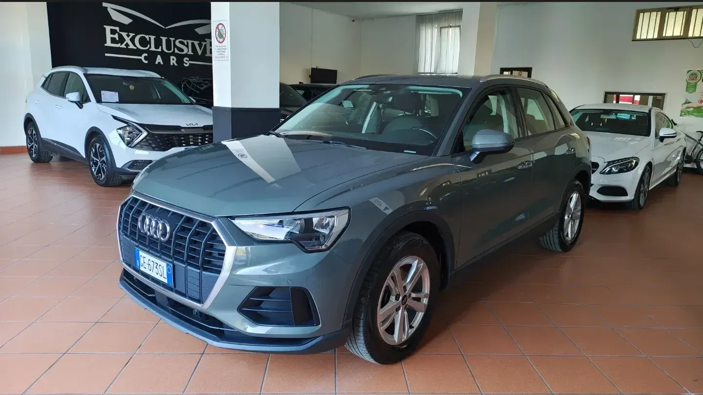Audi Q3 35 TDI S tronic Business