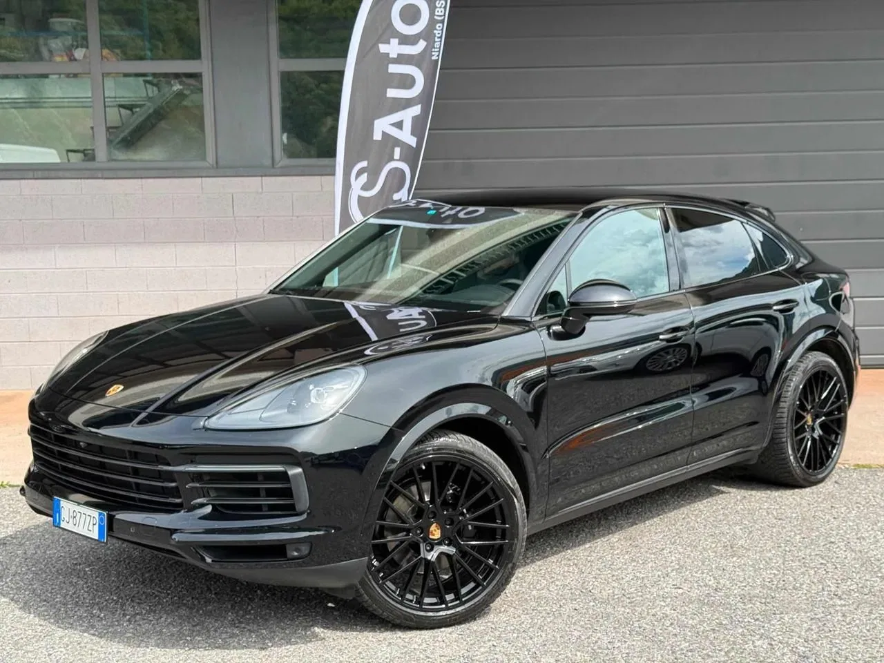 Porsche Cayenne e-Hybrid Coupe’ foto 2