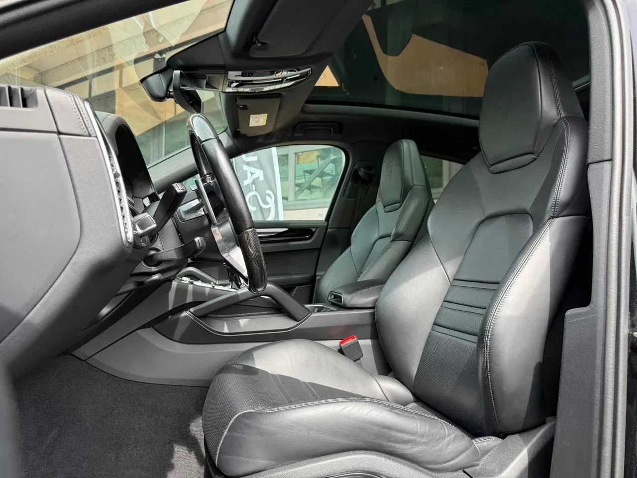 Porsche Cayenne e-Hybrid Coupe’ foto 13