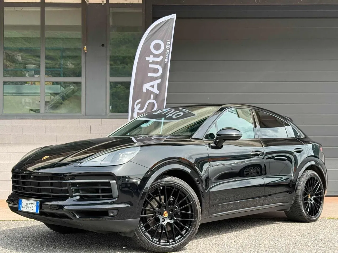 Porsche Cayenne e-Hybrid Coupe’