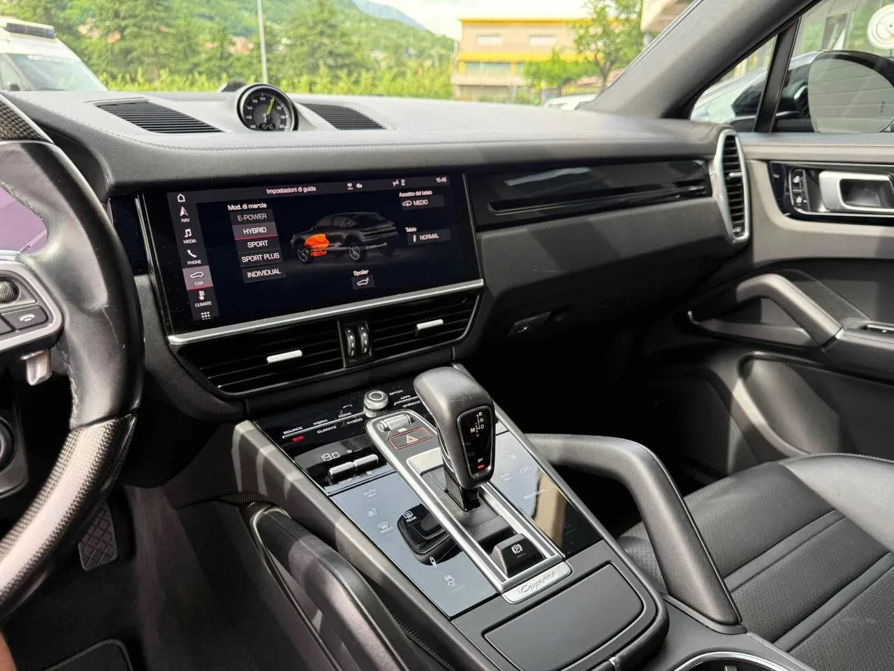 Porsche Cayenne e-Hybrid Coupe’ foto 15