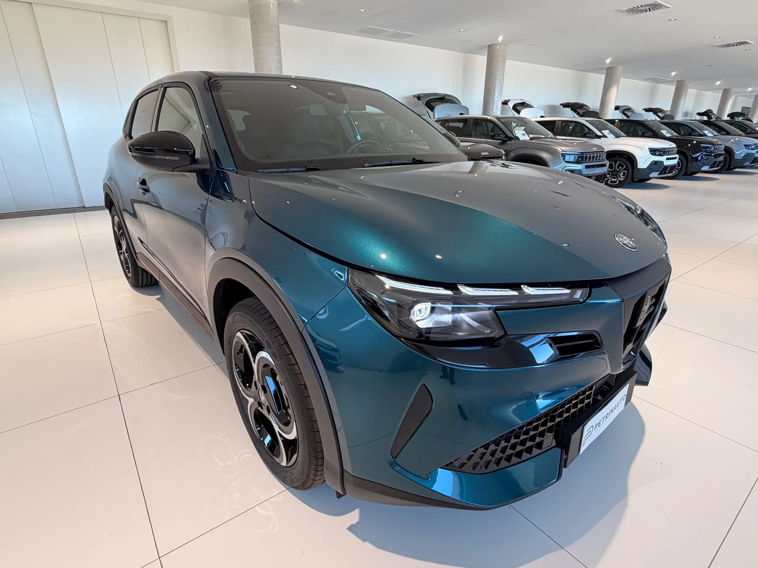 Alfa Romeo Junior 1.2 ibrida Speciale 145cv edct6 Km Zero Nazionale foto 2