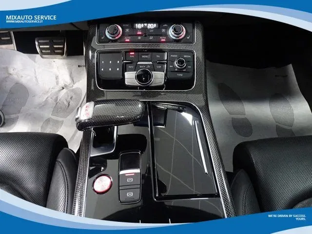 AUDI S8 4.0 TFSI 520cv Quattro sTronic EU6B foto 7