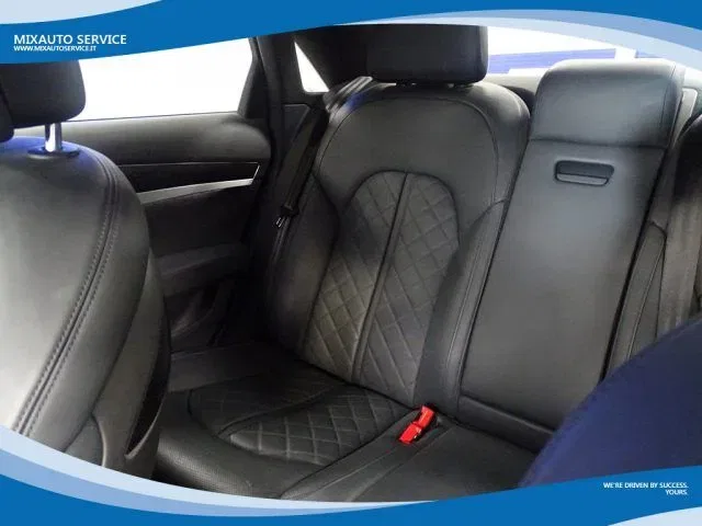 AUDI S8 4.0 TFSI 520cv Quattro sTronic EU6B foto 11