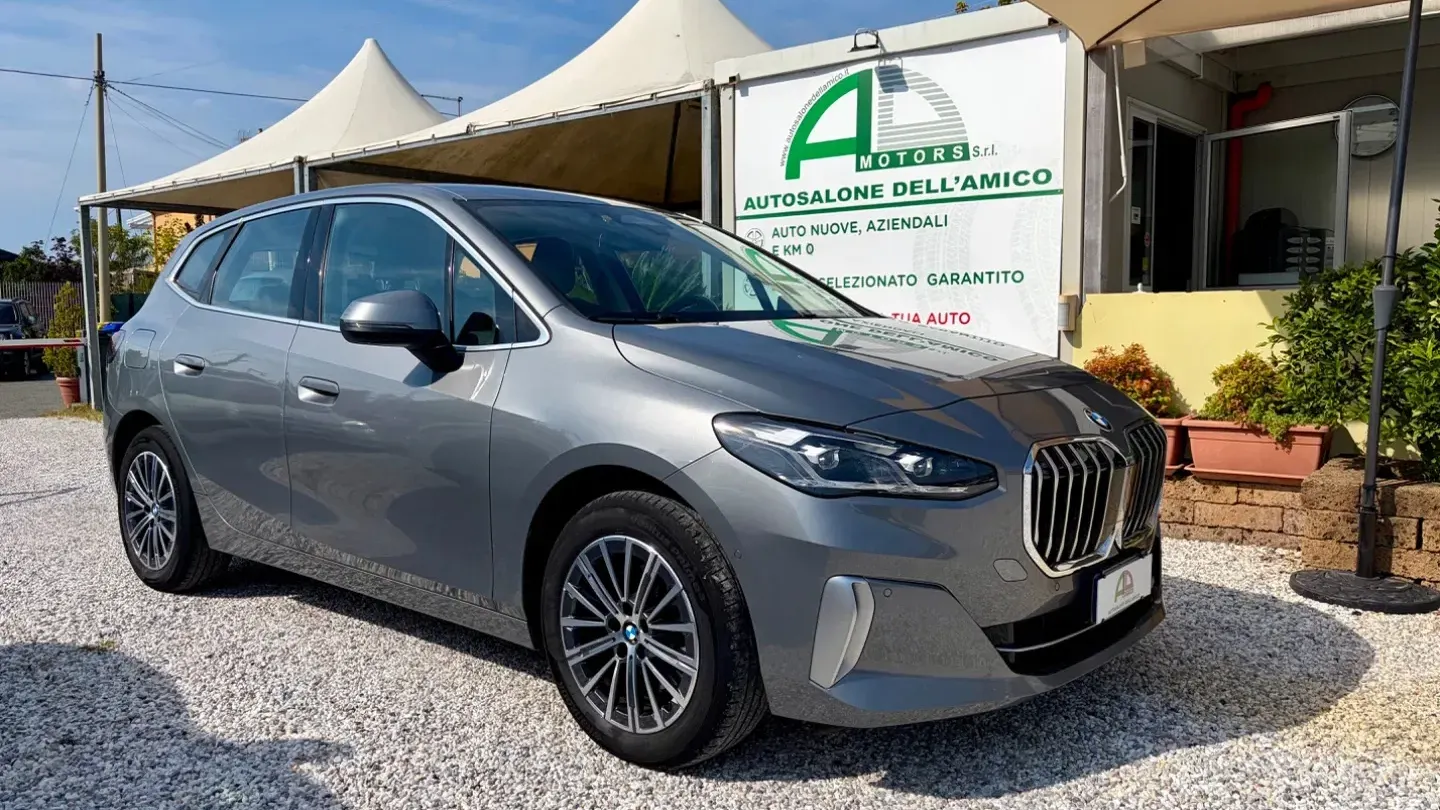 BMW 220i 48V Active Tourer Luxury