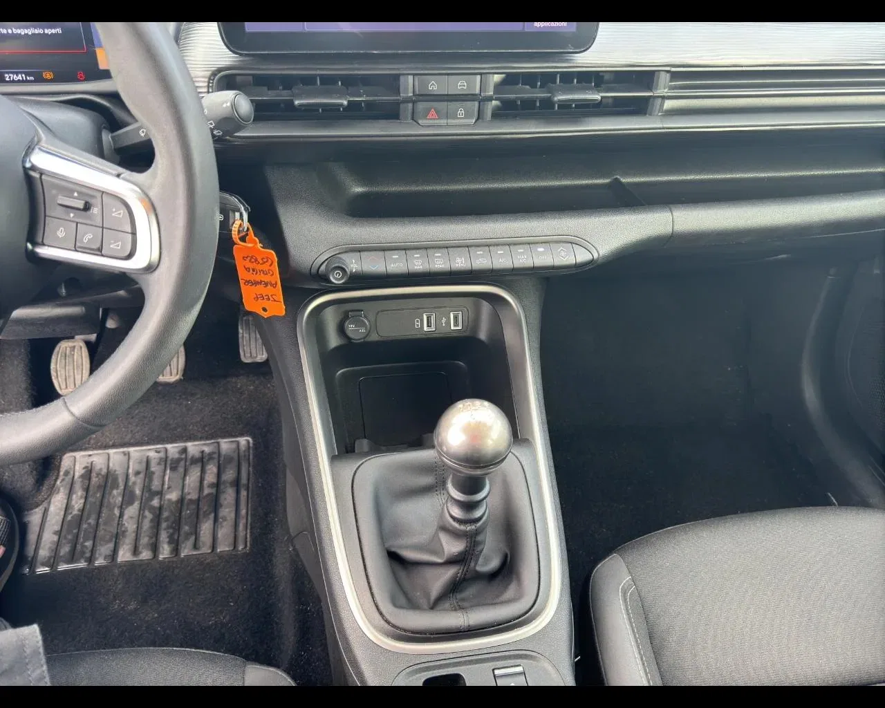 Jeep Avenger 1.2 Turbo 100 CV Altitude foto 12