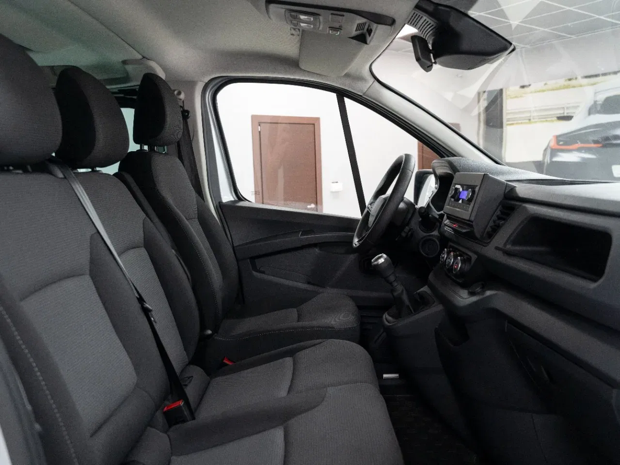 RENAULT Trafic Passenger 2.0 Blue DCI 150CV L2 Authentic foto 12