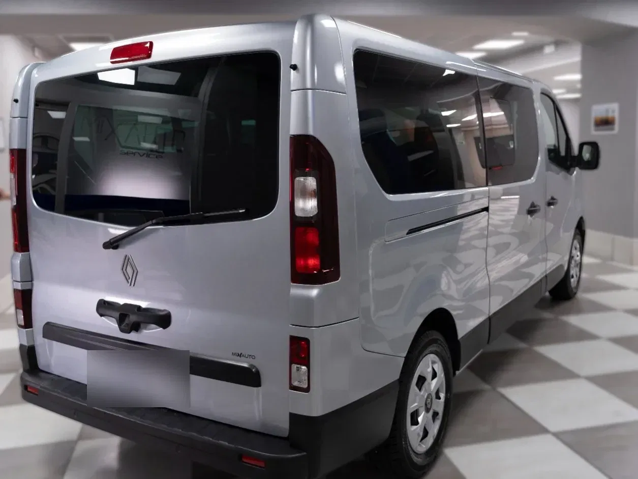 RENAULT Trafic Passenger 2.0 Blue DCI 150CV L2 Authentic foto 4