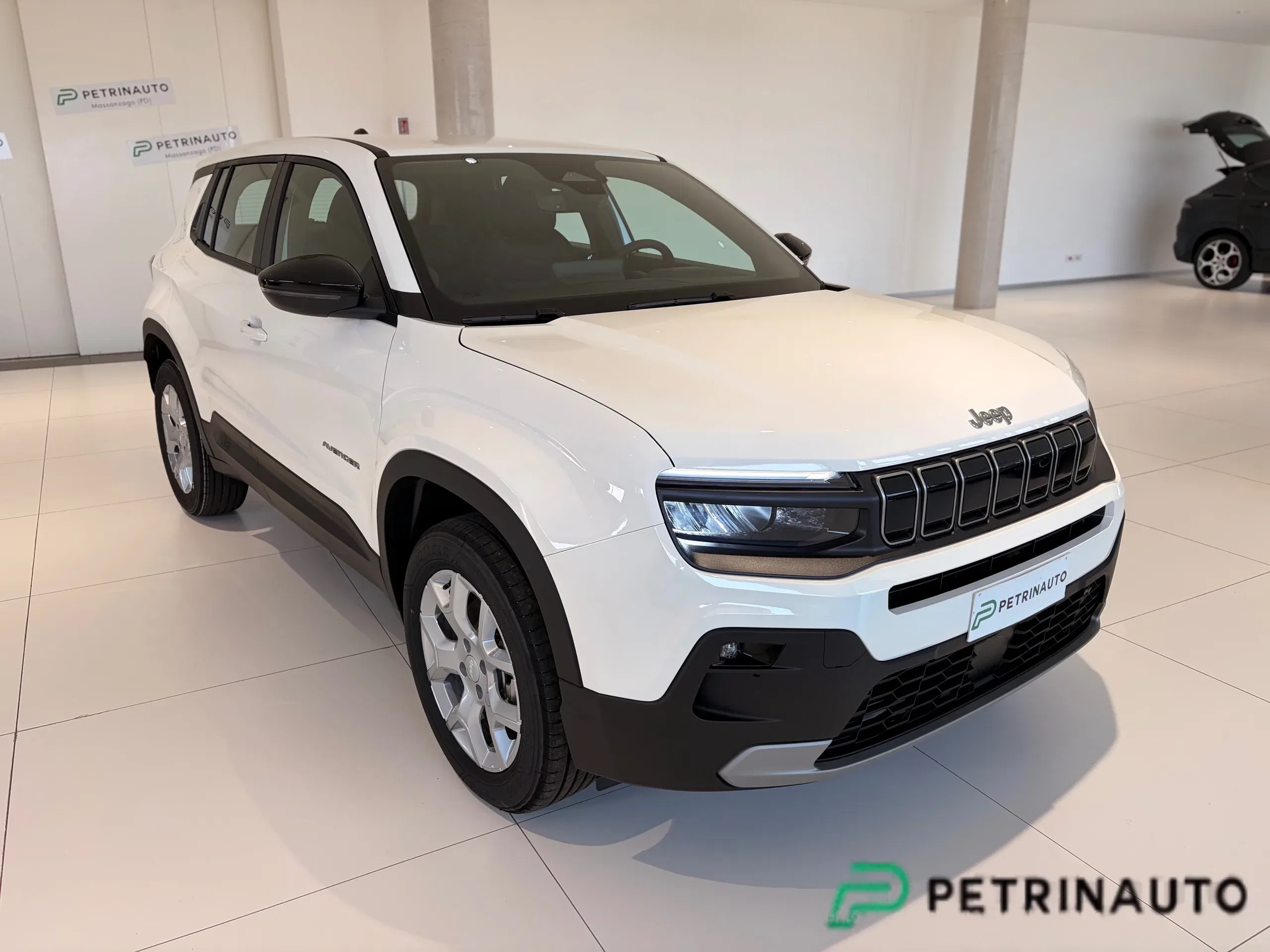 Jeep Avenger 1.2 turbo e-hybrid mhev Altitude fwd 110cv edct6 Km.0 Nazionale foto 3