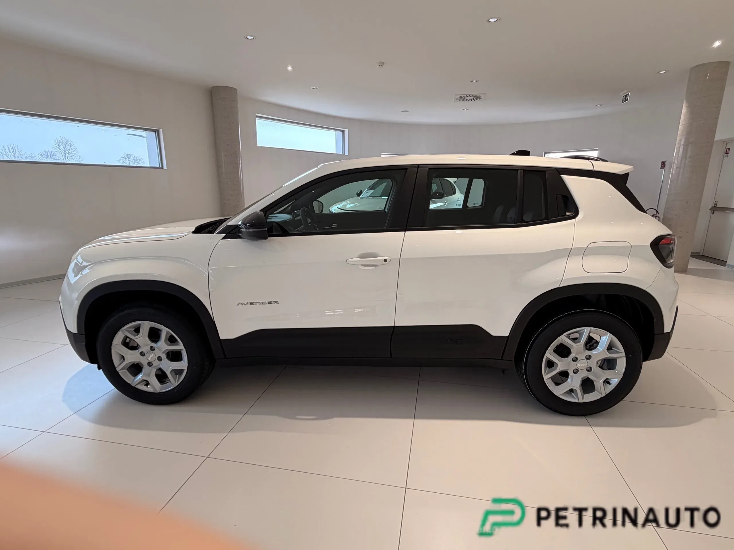 Jeep Avenger 1.2 turbo e-hybrid mhev Altitude fwd 110cv edct6 Km.0 Nazionale foto 5