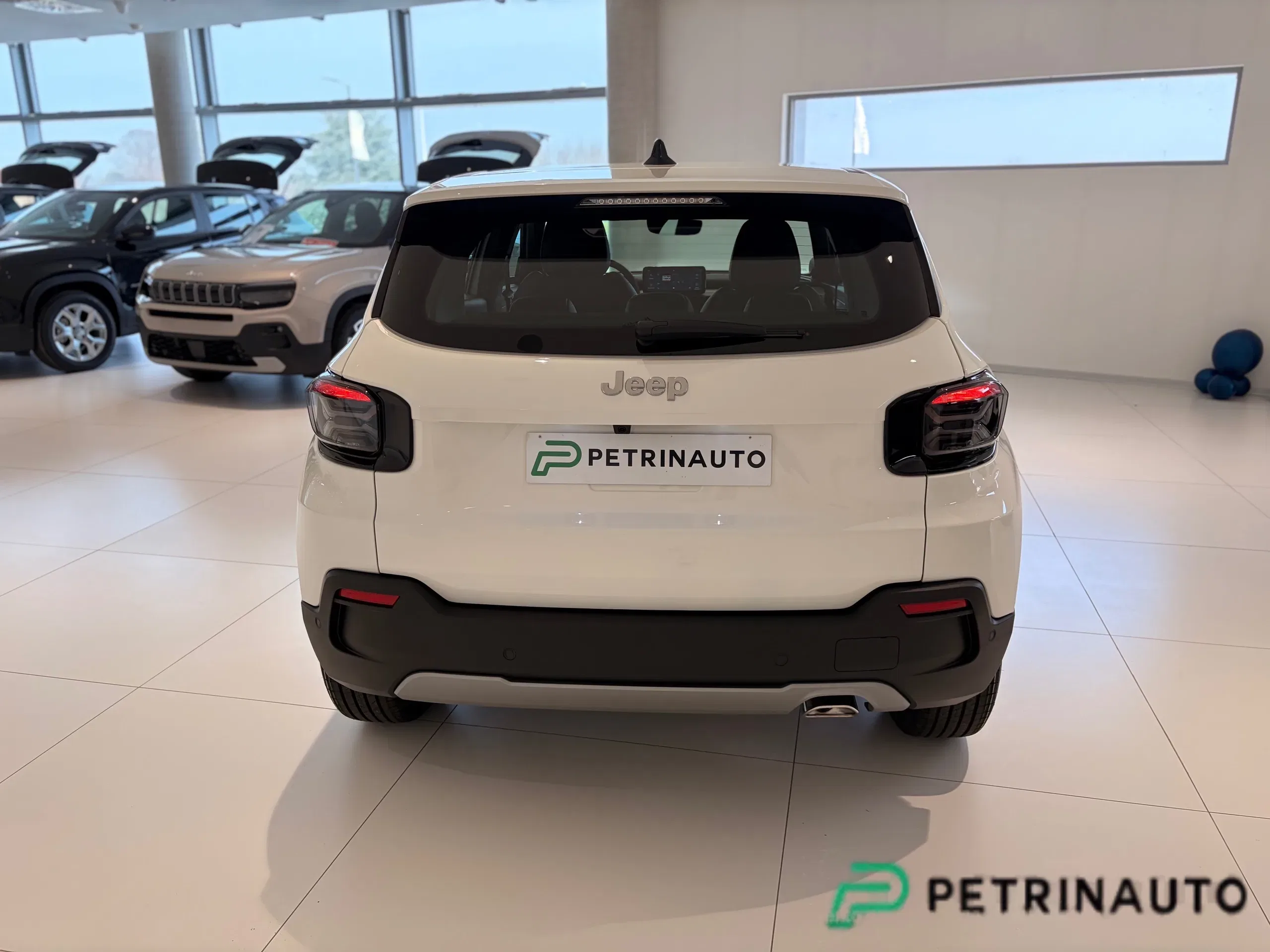Jeep Avenger 1.2 turbo e-hybrid mhev Altitude fwd 110cv edct6 Km.0 Nazionale foto 7