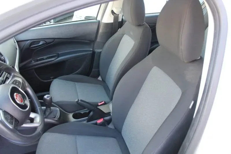 Fiat Tipo 1.3 Mjt S&S 5 porte Street foto 8