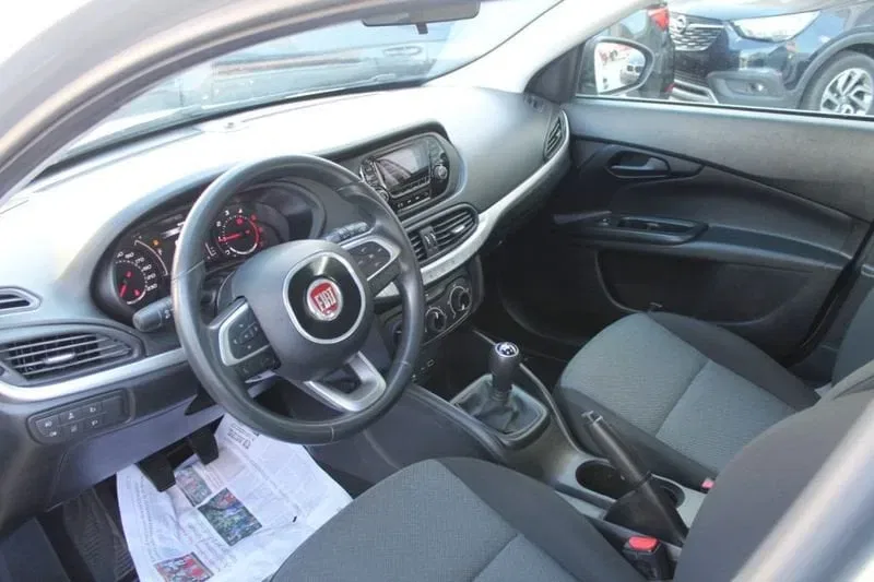 Fiat Tipo 1.3 Mjt S&S 5 porte Street foto 7