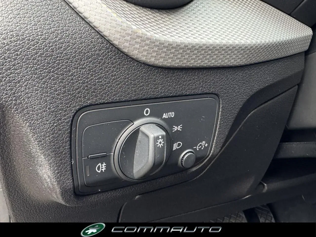 Audi Q2 30 TDI S tronic Business foto 14