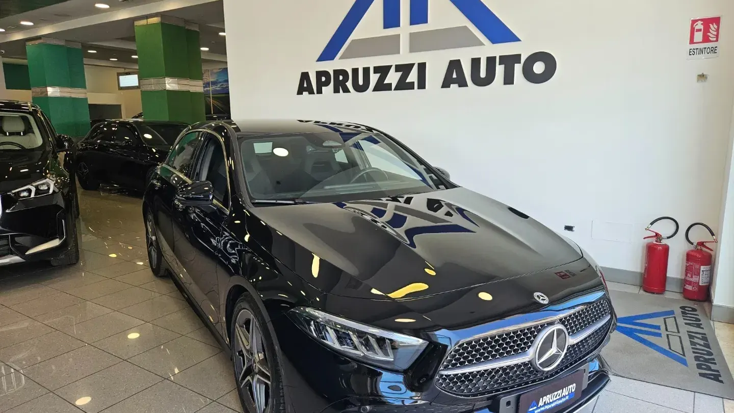 Mercedes-Benz A 200 d Automatic Premium Plus AMG Line