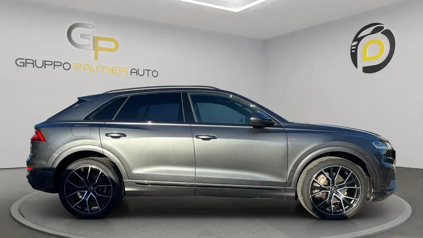 Audi Q8 50 TDI 286 CV quattro tiptronic Sport