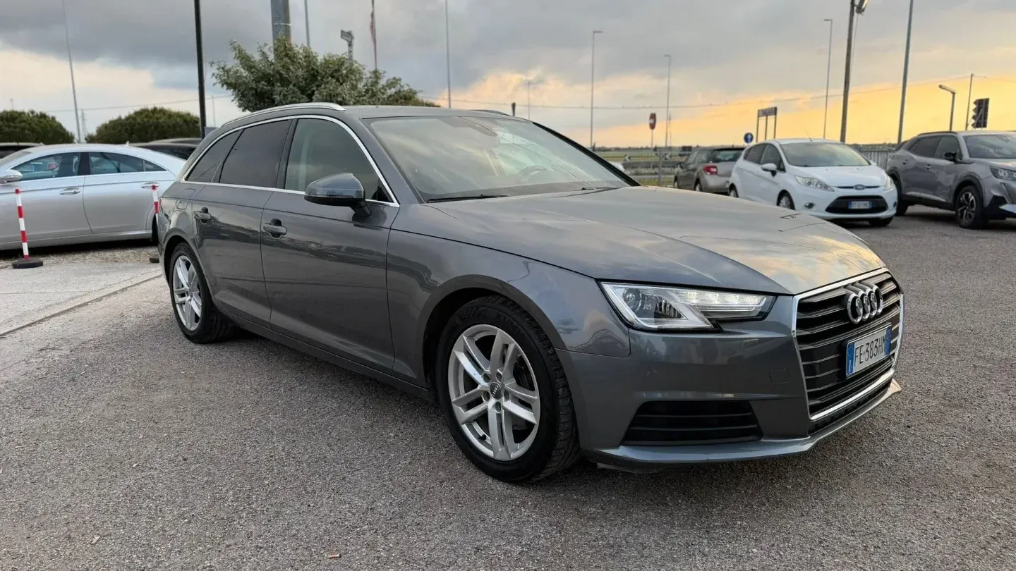 Audi A4 Avant 2.0 TDI 150CV ULTRA S TRONIC BUSINESS SPORT