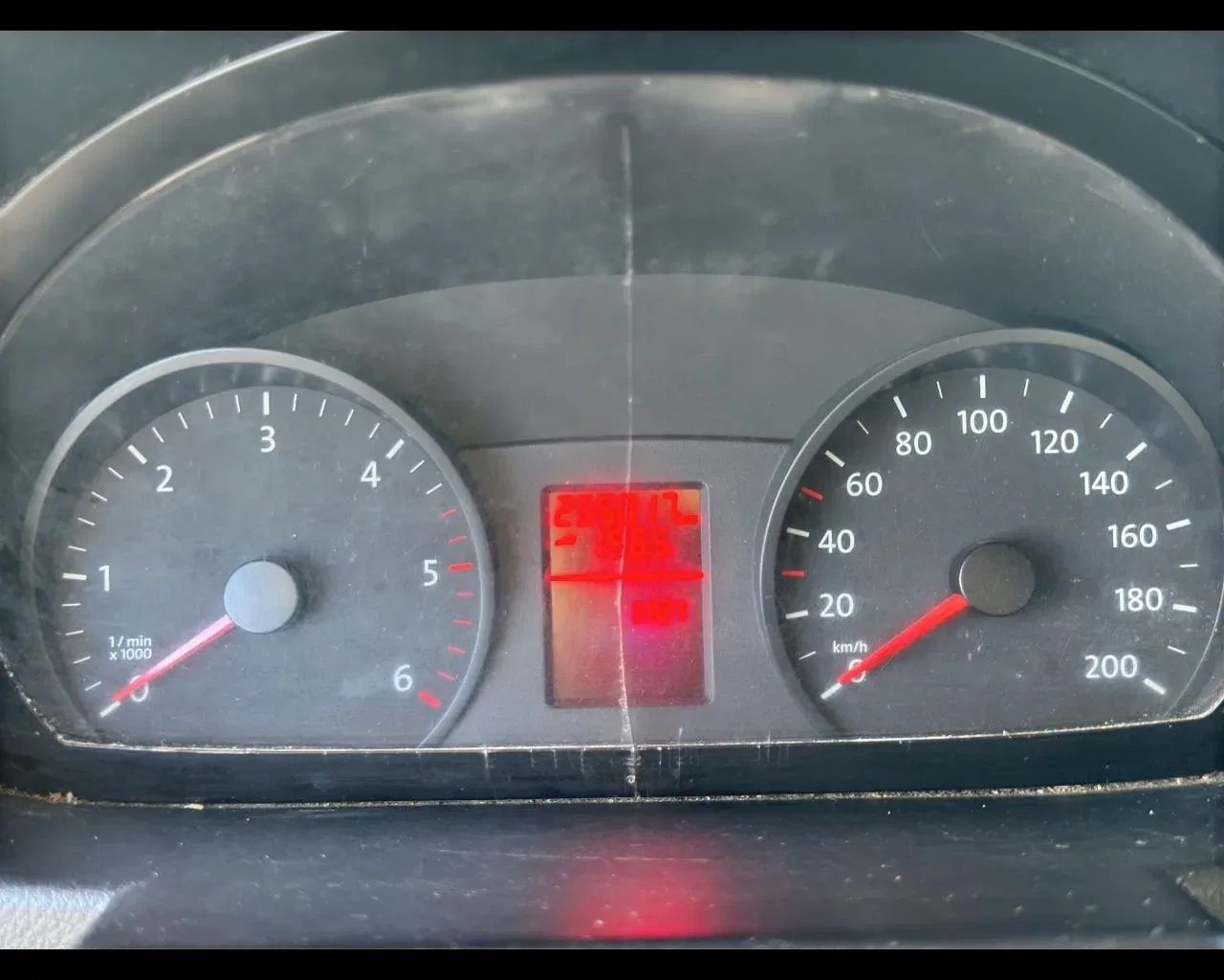 Volkswagen VIC Crafter 1ªs. Crafter 30 2.0 TDI 136CV PM-TN Furgone foto 11