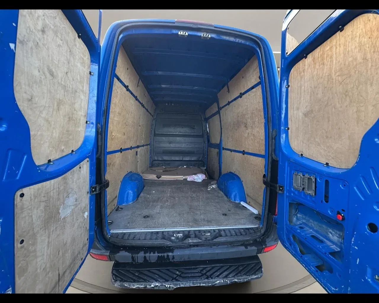 Volkswagen VIC Crafter 1ªs. Crafter 30 2.0 TDI 136CV PM-TN Furgone foto 14