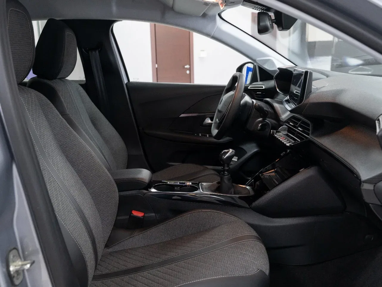 Peugeot 208 1.2 Puretech Allure S&S 100CV foto 14