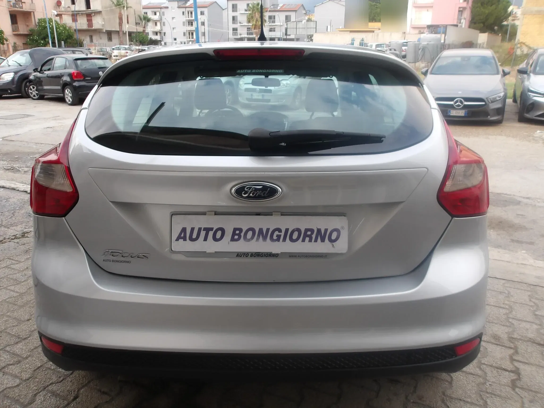 FORD FOCUS 1.6 TDCi 115 CV Business foto 6