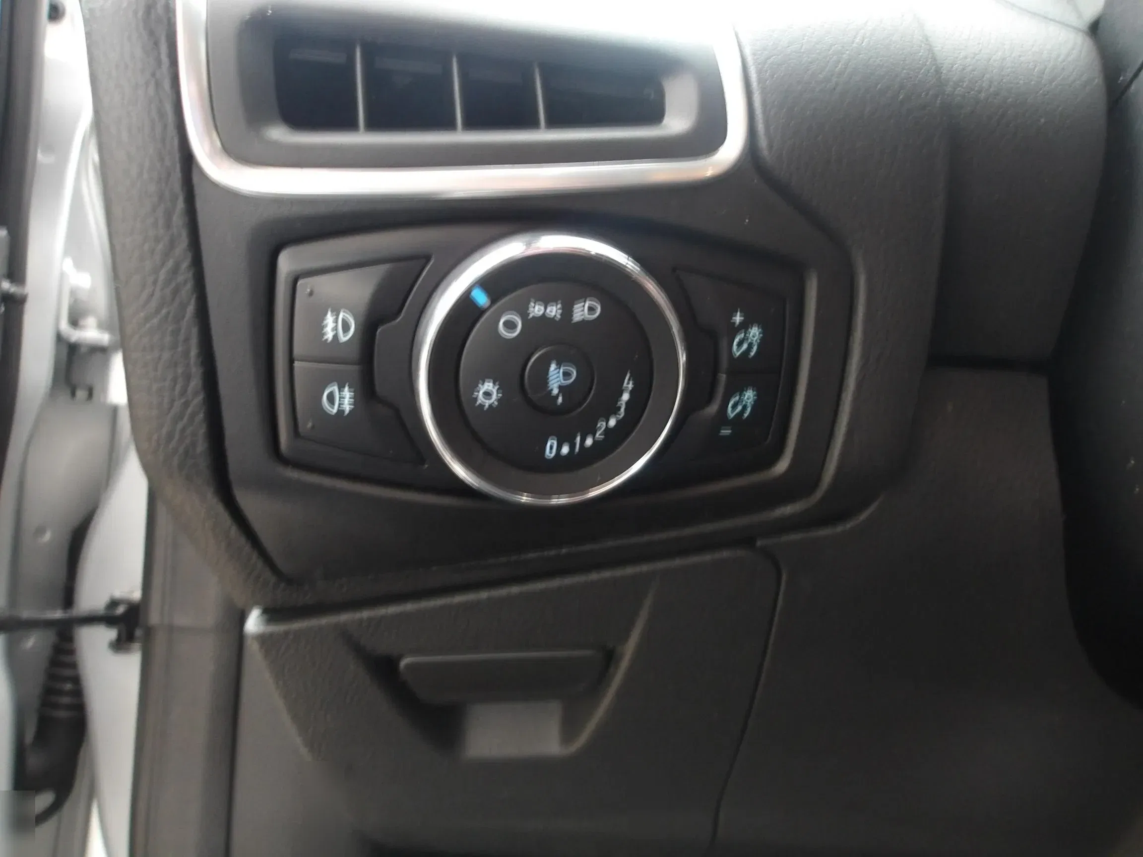 FORD FOCUS 1.6 TDCi 115 CV Business foto 13