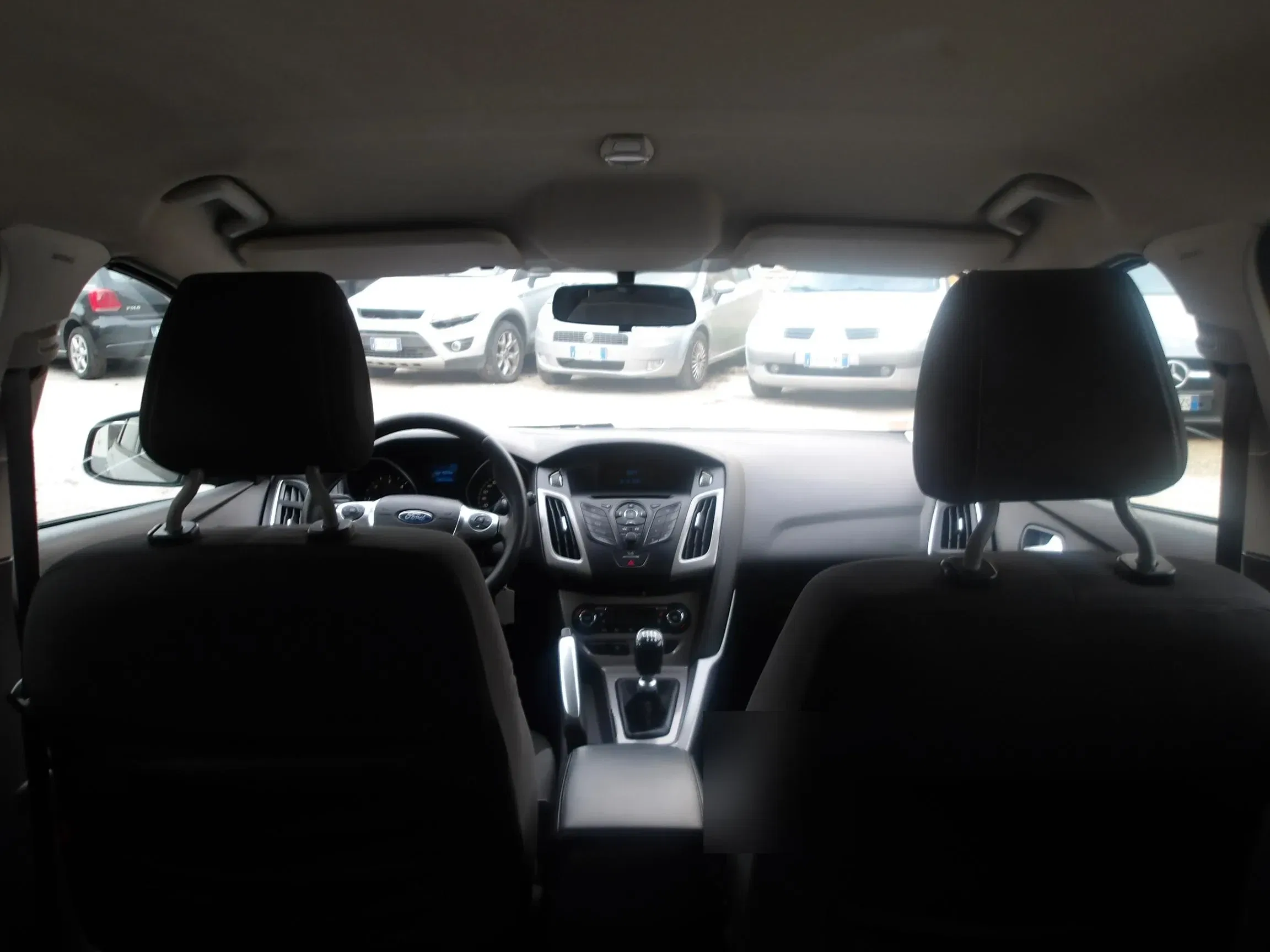 FORD FOCUS 1.6 TDCi 115 CV Business foto 18