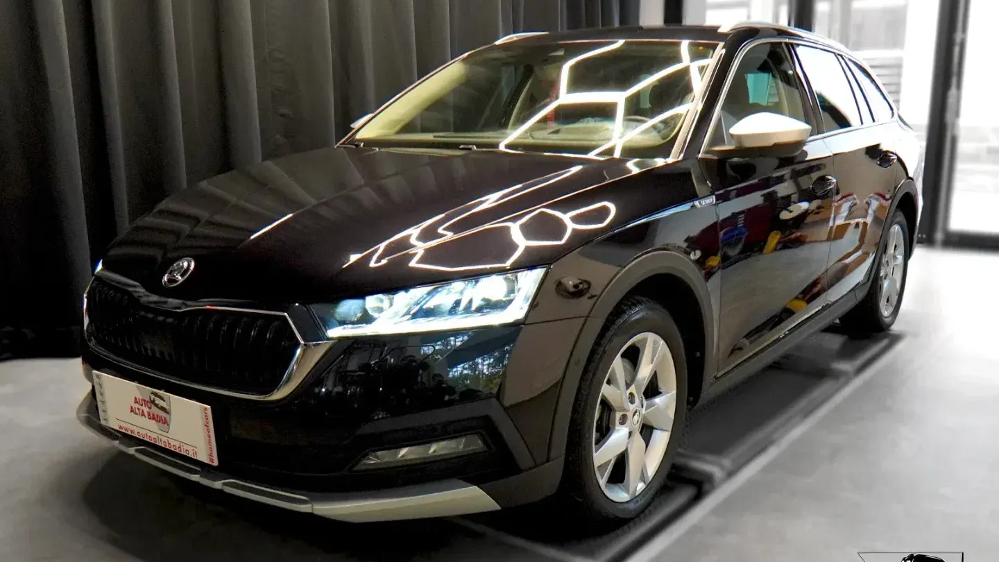 Skoda Octavia 2.0 TDI EVO SCR DSG 4x4 W. Scout | 200CV