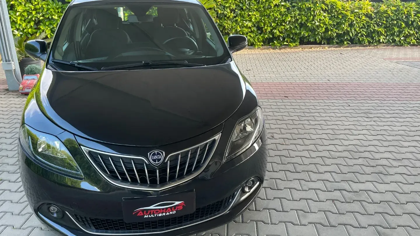 Lancia Ypsilon 1.0 FireFly 5p.S&S Hybryd Gold