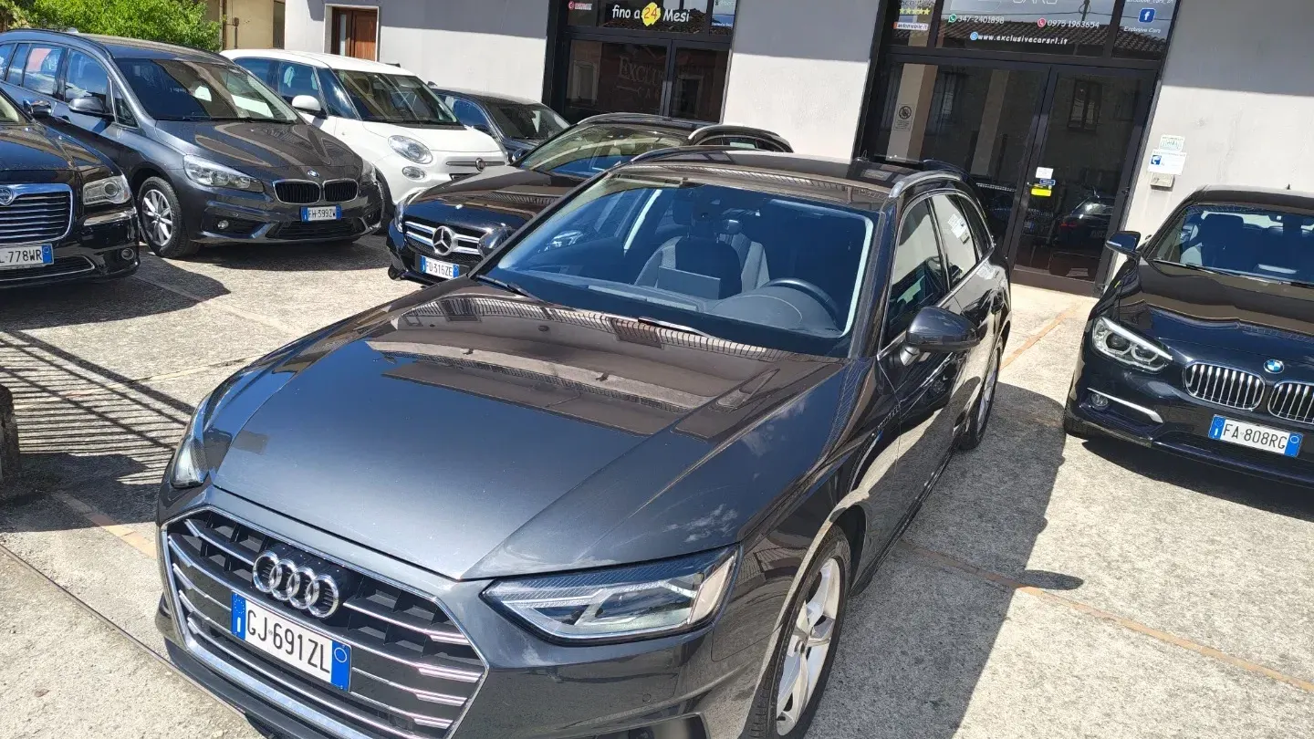 Audi A4 Avant 30 TDI/136CV S tronic VIRTUAL