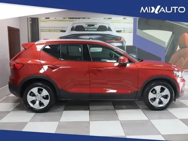 VOLVO XC40 D3 AWD Geartronic Inscription foto 3