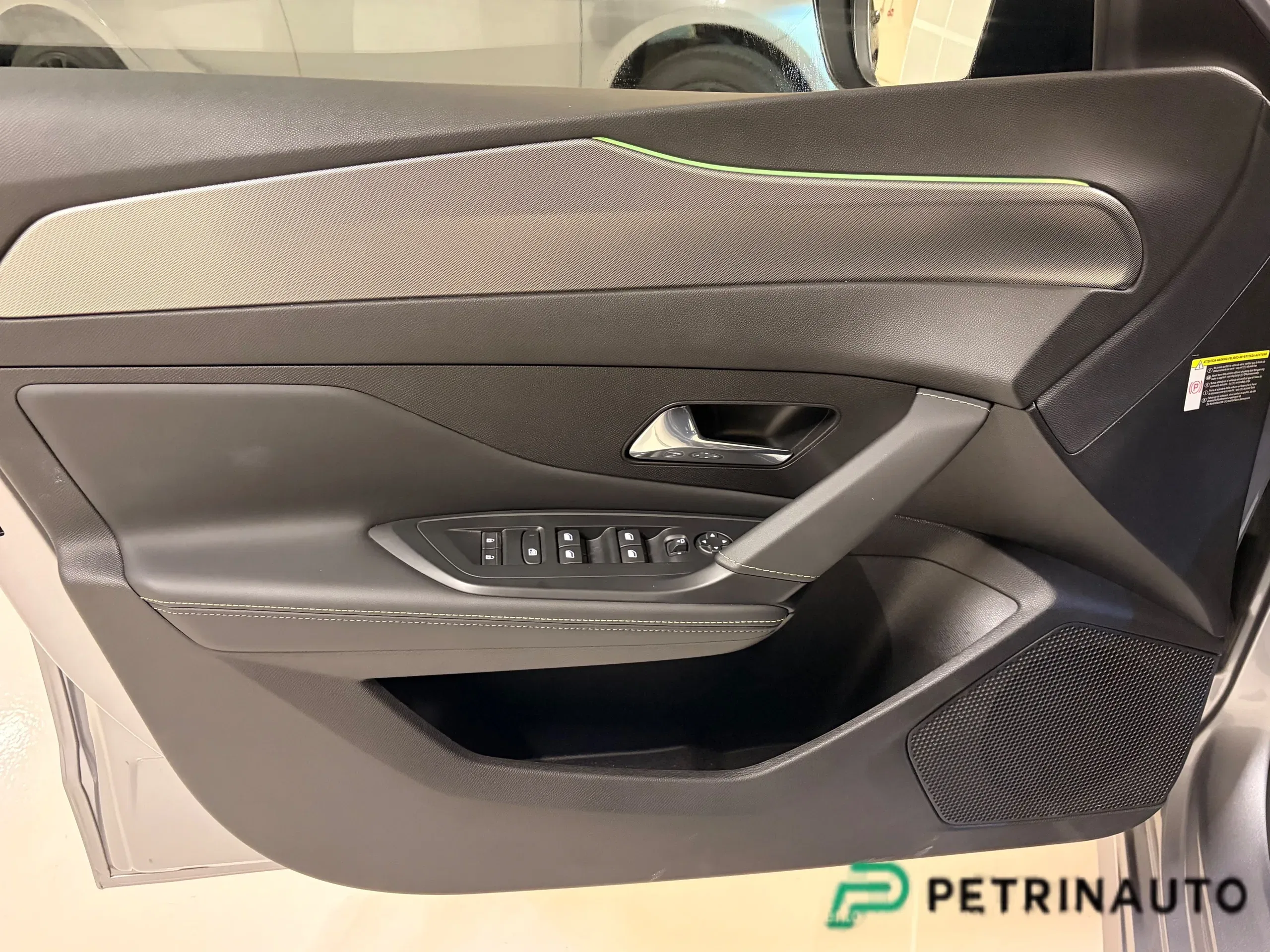 Peugeot 308 SW 1.2 GT s&s 130cv eat8 NAZIONALE foto 9