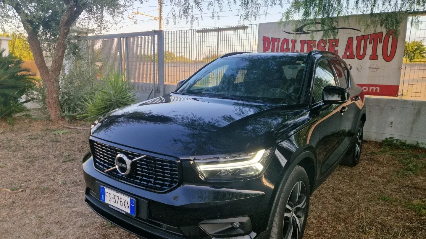 Volvo XC40 D3 AWD Geartronic R-design