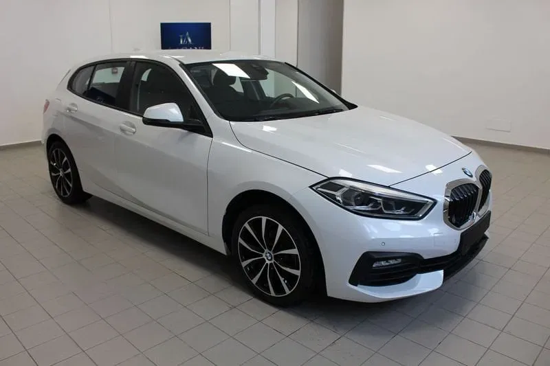BMW Serie 1 d 116CV 5p. Business Advantage aut. foto 3