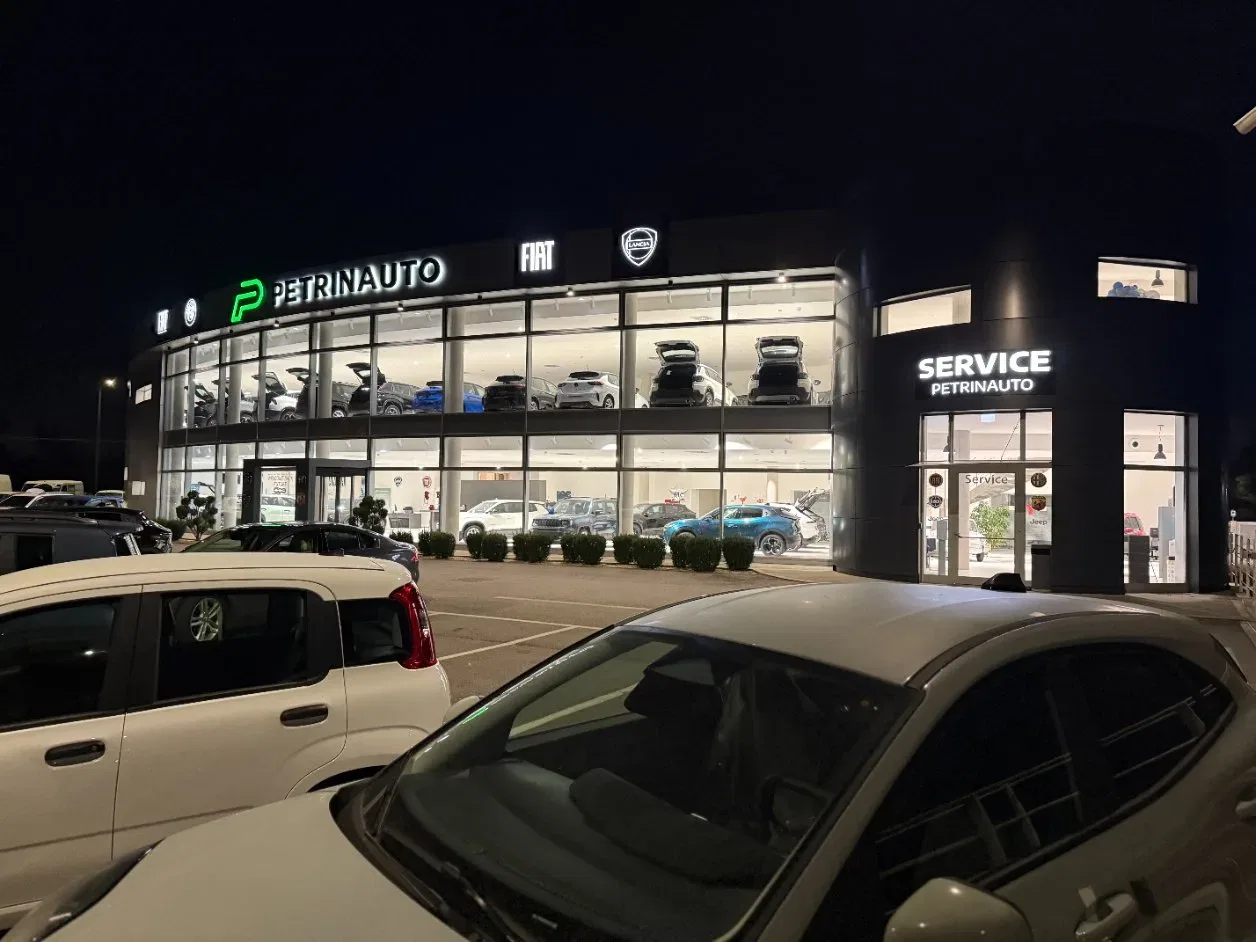 Jeep Compass 1.5 turbo t4 mhev Summit 2wd 130cv dct NAZIONALE foto 2