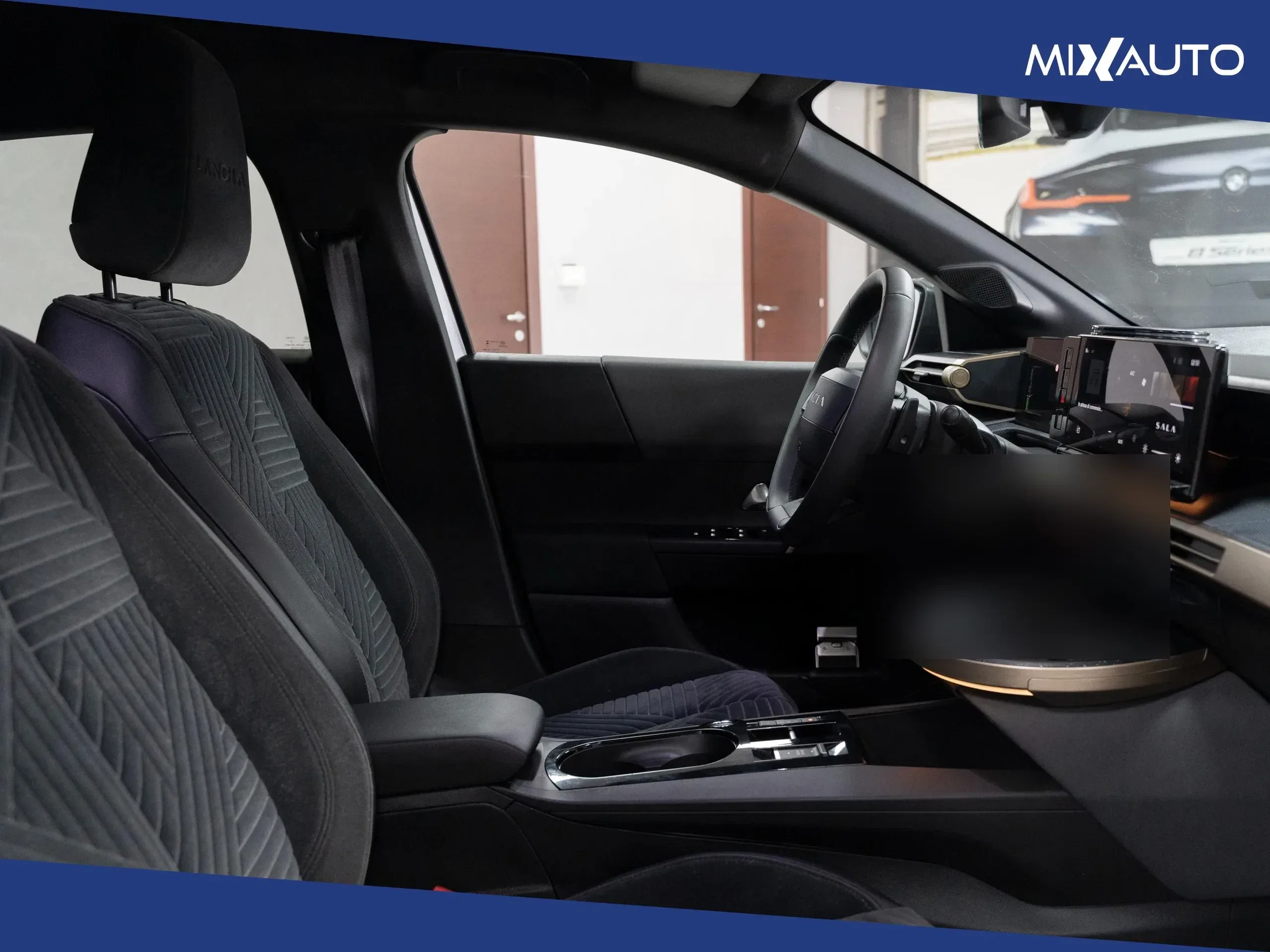 Lancia Ypsilon 1.2 MHEV LX 110CV E-DCT foto 13