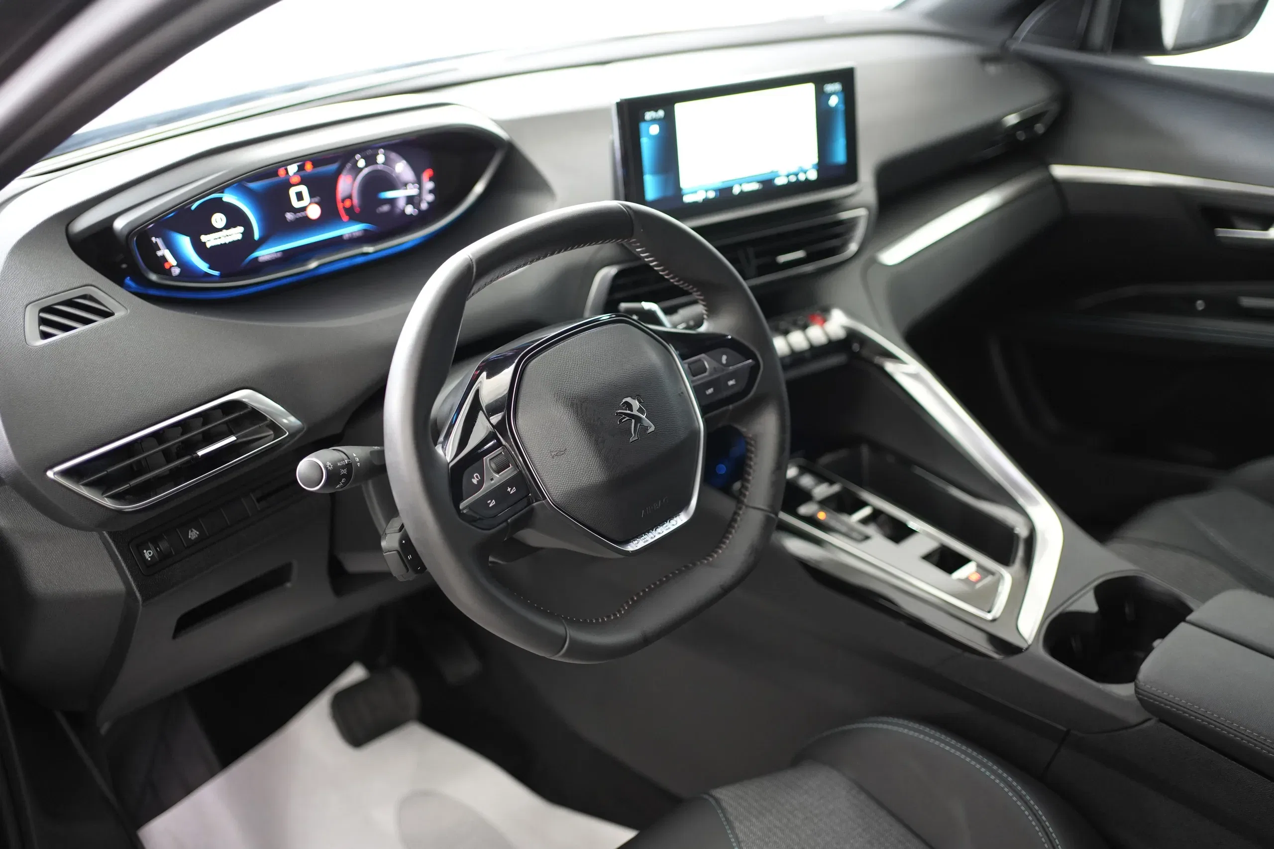 Peugeot 3008 BlueHDi 130cv EAT8 GT Pack+Tetto Apribile foto 4