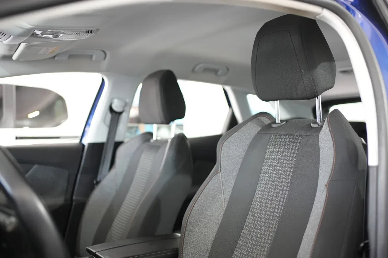 Peugeot 3008 BlueHDi 120 S&S EAT6 Active foto 9