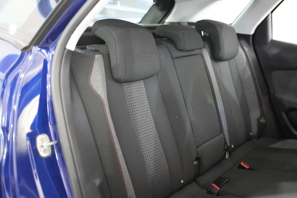 Peugeot 3008 BlueHDi 120 S&S EAT6 Active foto 14