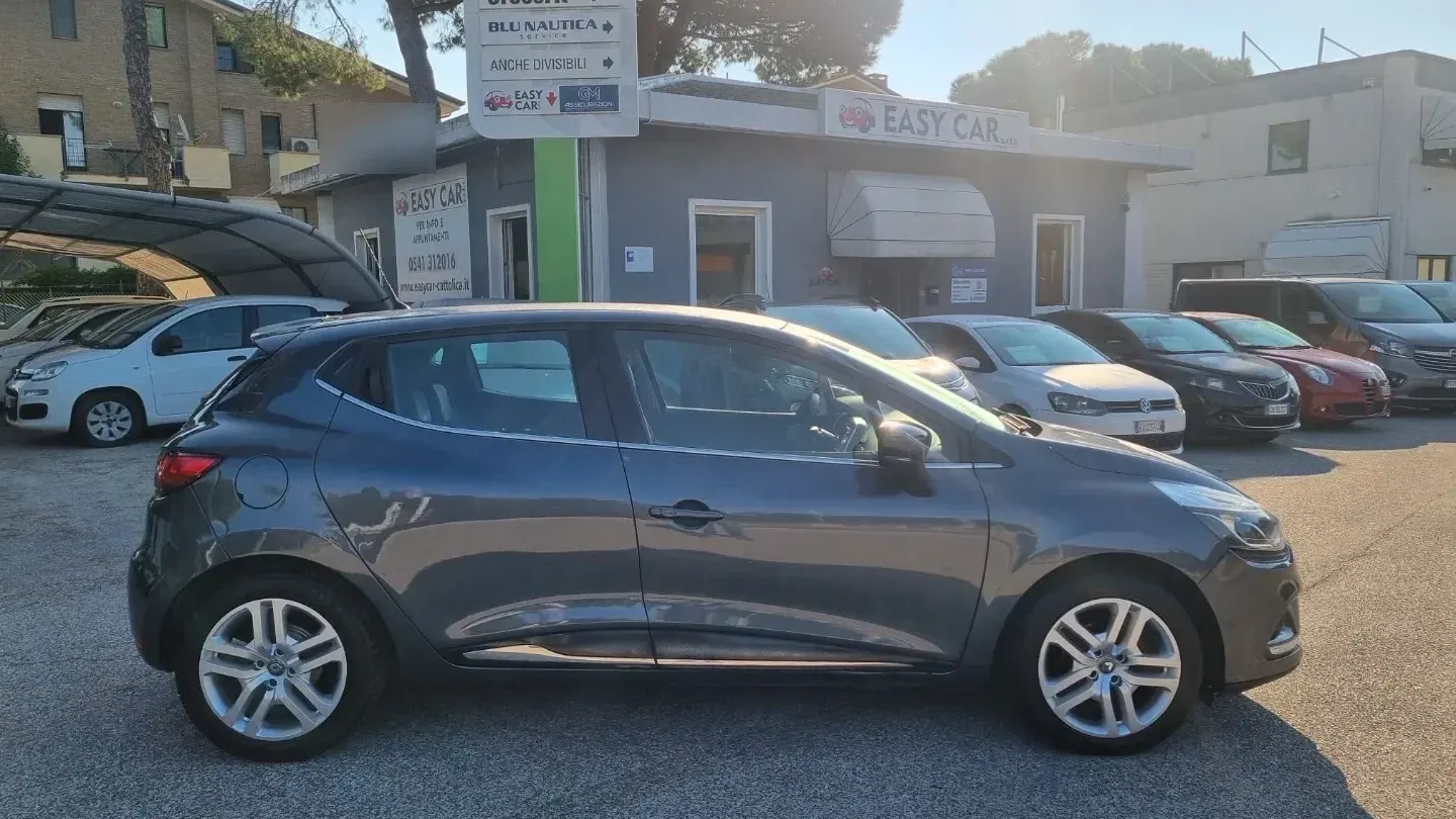 Renault Clio dCi 8V 90CV 5p.Moschino Zen