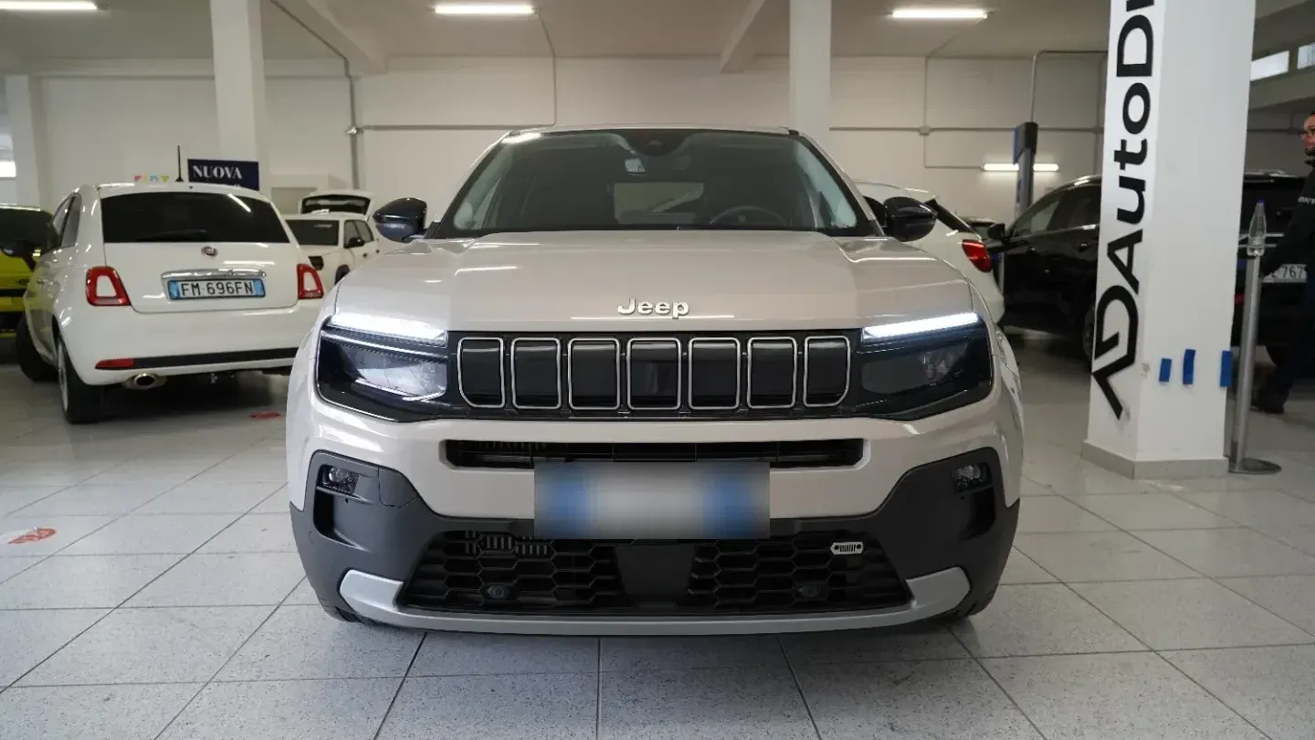 Jeep Avenger 1.2 Turbo MHEV Summit