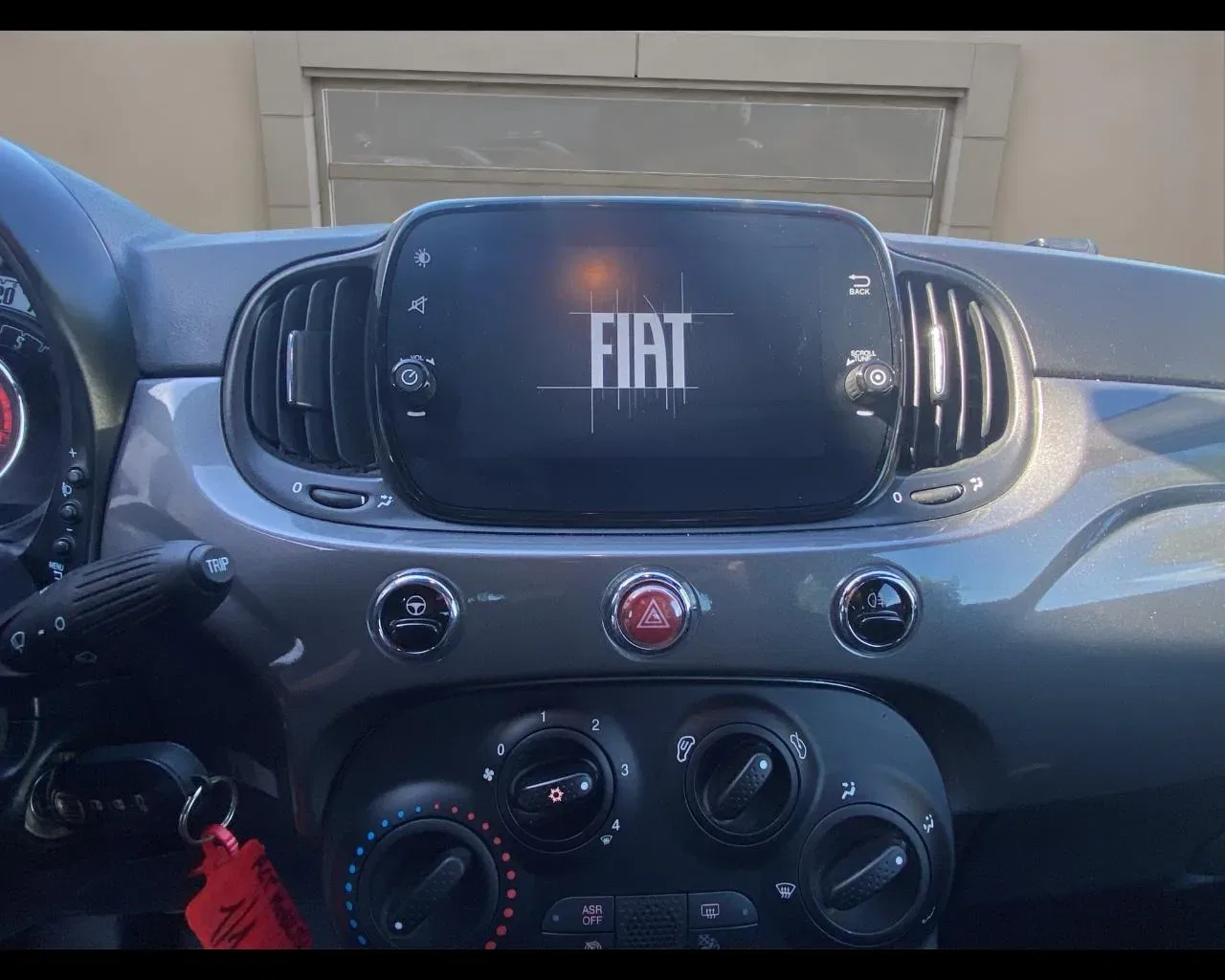 Fiat 500 1.0 Hybrid foto 14