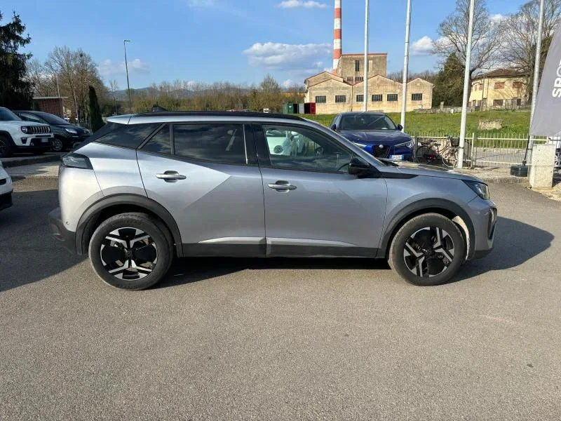 Peugeot 2008 1.5 bluehdi Allure s&s 130cv eat8 foto 4