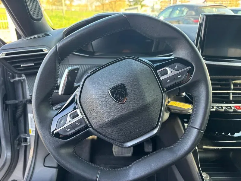 Peugeot 2008 1.5 bluehdi Allure s&s 130cv eat8 foto 8