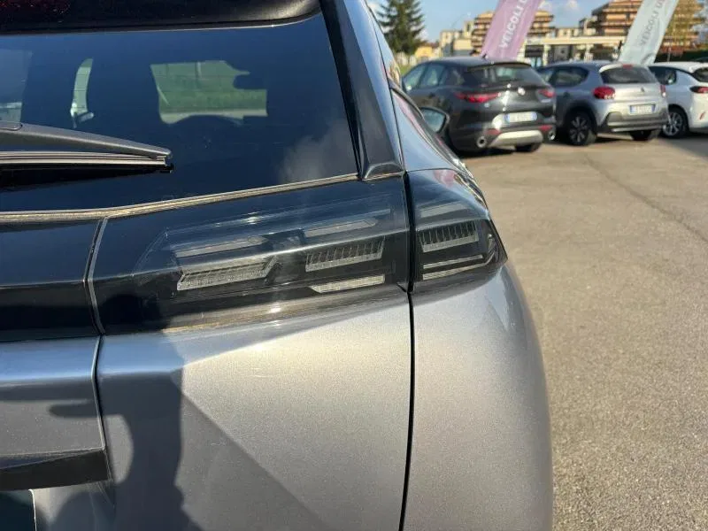 Peugeot 2008 1.5 bluehdi Allure s&s 130cv eat8 foto 15