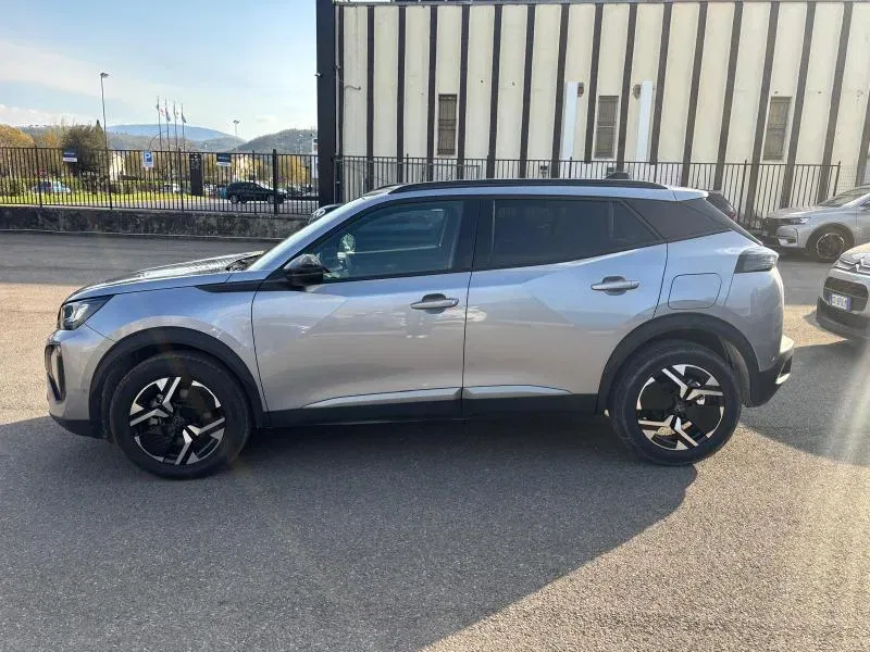 Peugeot 2008 1.5 bluehdi Allure s&s 130cv eat8 foto 17
