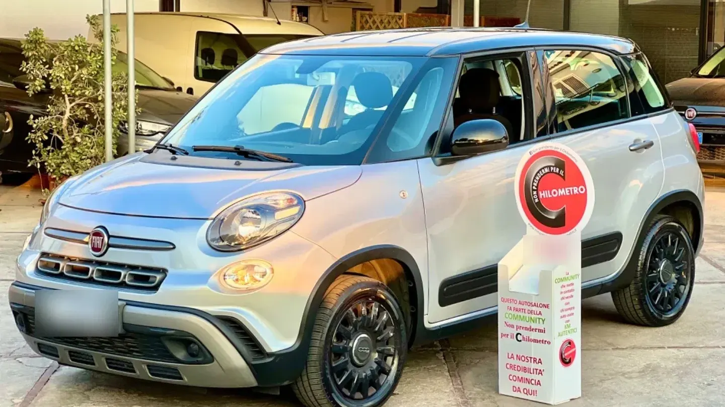 Fiat 500L 1.3 MJT 95 CV Connect 10/2021 27500KM