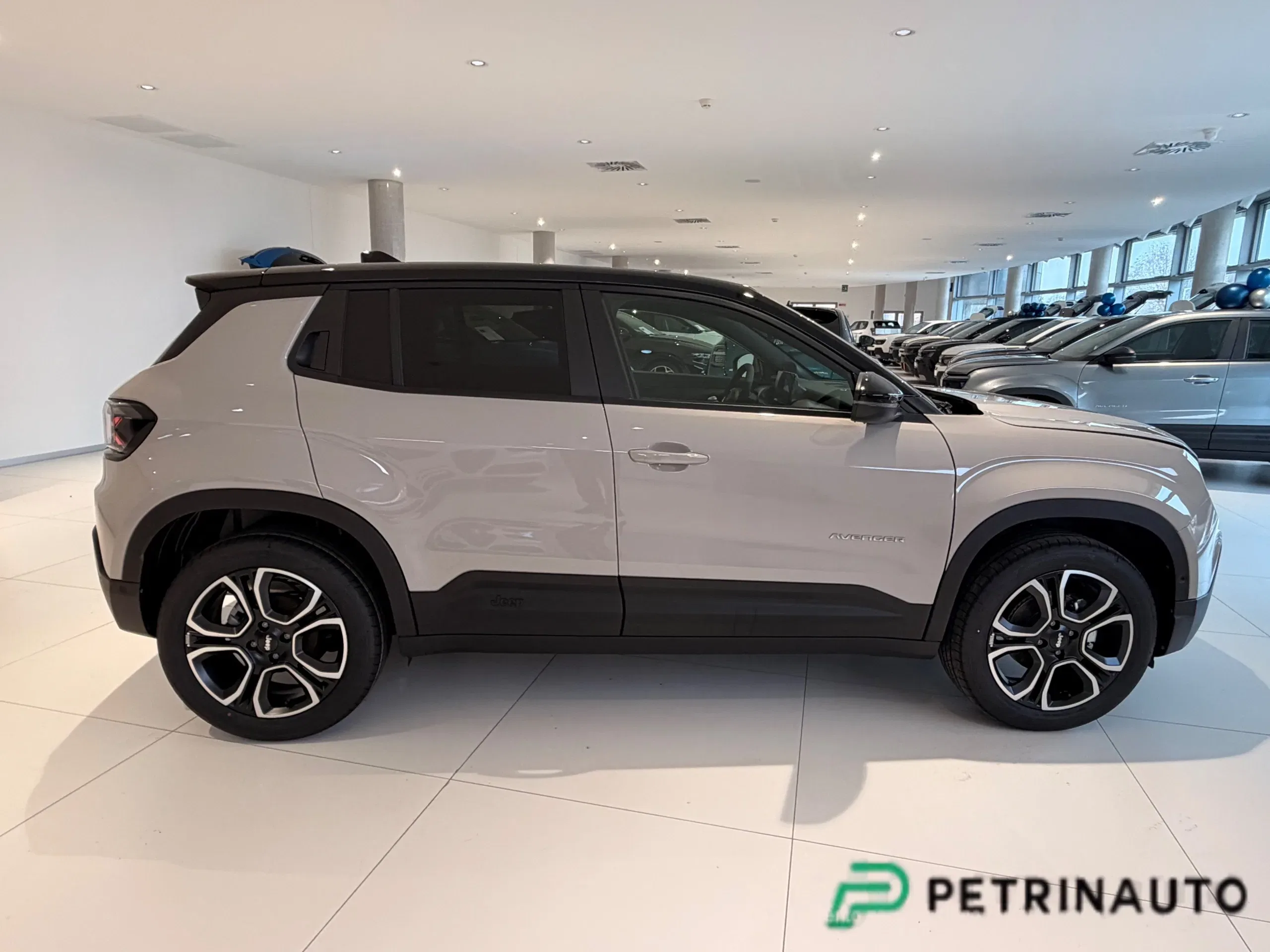 Jeep Avenger 1.2 turbo Summit fwd 100cv Km0 foto 5