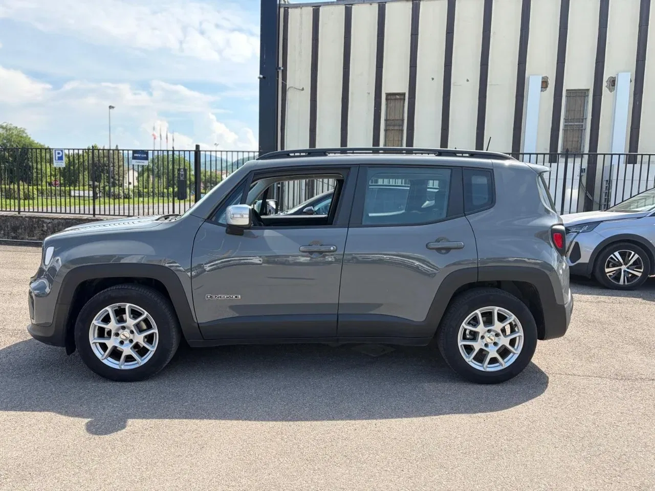 Jeep Renegade PROMO 1.6 mjt Limited 2wd 130cv foto 19