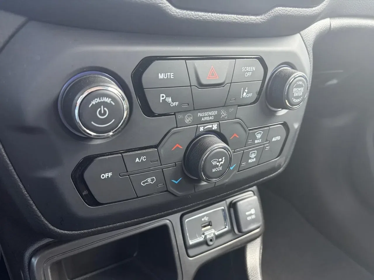 Jeep Renegade PROMO 1.6 mjt Limited 2wd 130cv foto 21